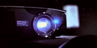 best projector under 1000 dollars